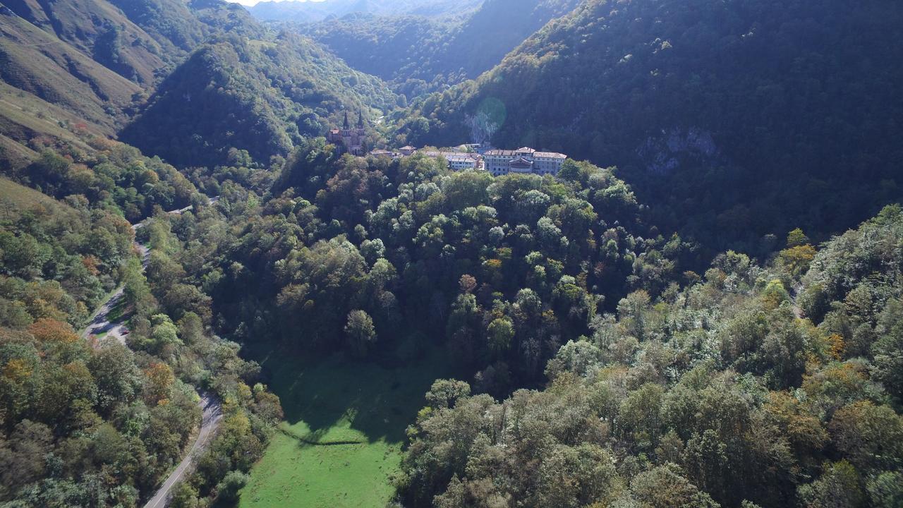Hotel Alda Avin Екстер'єр фото